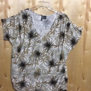 Fire Los Angeles V neck Top